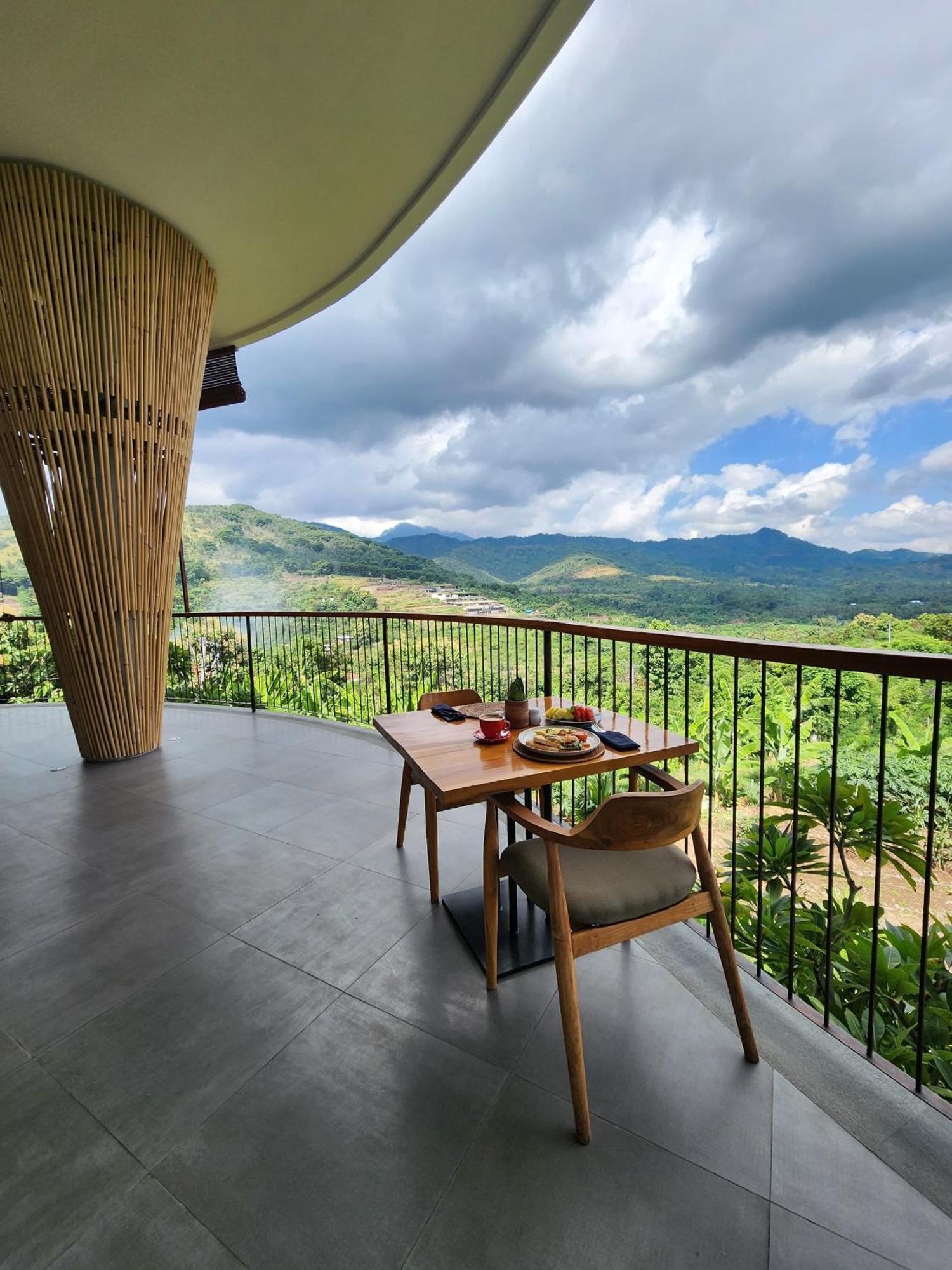 Bukit Barat Sumberkima Villa Pemuteran Exteriör bild